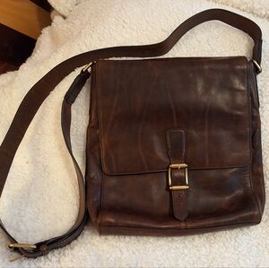 Frey Logan Messenger Bag